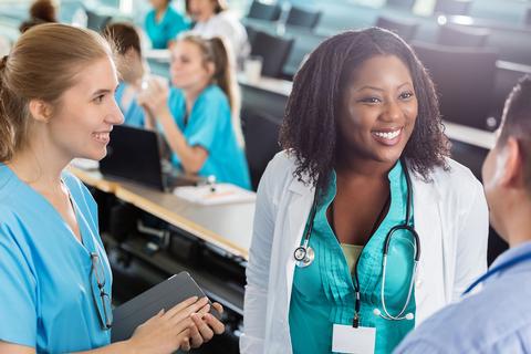 Nurses having a discussion